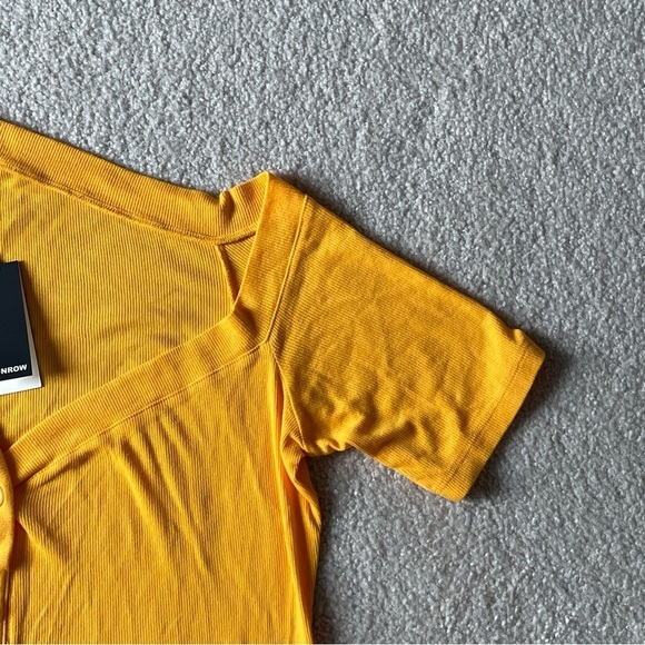 New! Monrow Marigold Rib Knit Off Shoulder Henley Top NWT - 35567 - Picture 5 of 12